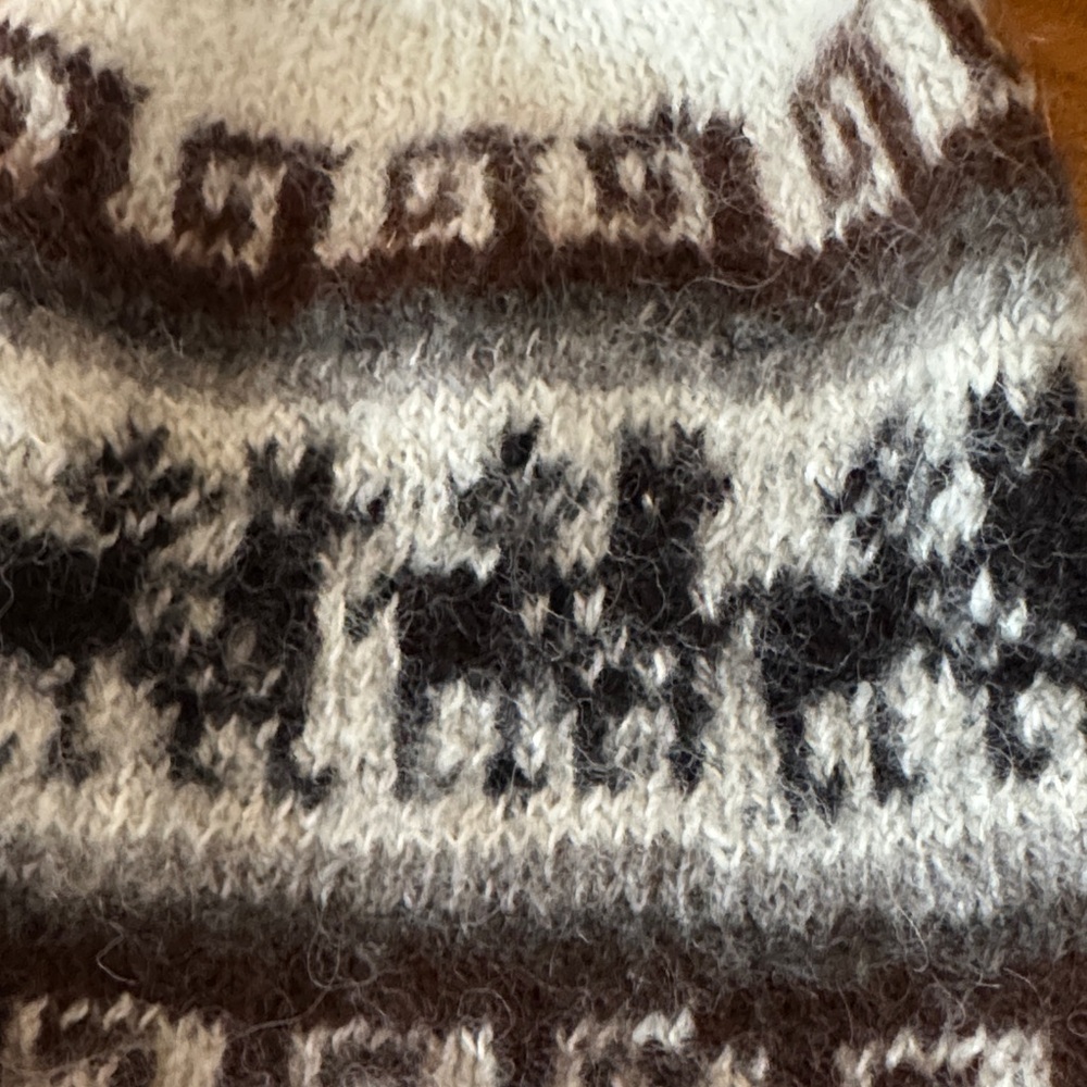 Cozy White and Brown Alpaca Handmade Knit Peruvian Design Hat - Picture 5 of 10